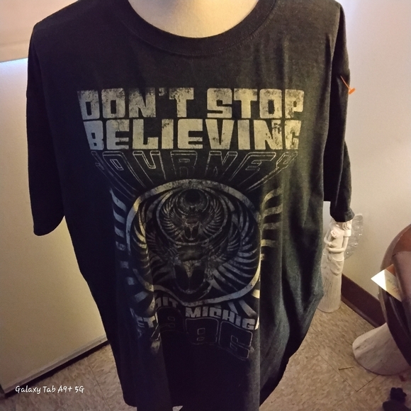 Journey "Don't Stop Believing " Detroit Album Cover 1986 Gray Tee NWOTS - Picture 2 of 10